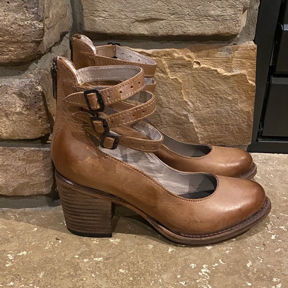 Freebird by Steven Randi Leather Tan Ankle Boots Triple Straps Sz 8 Like New - Picture 1 of 9